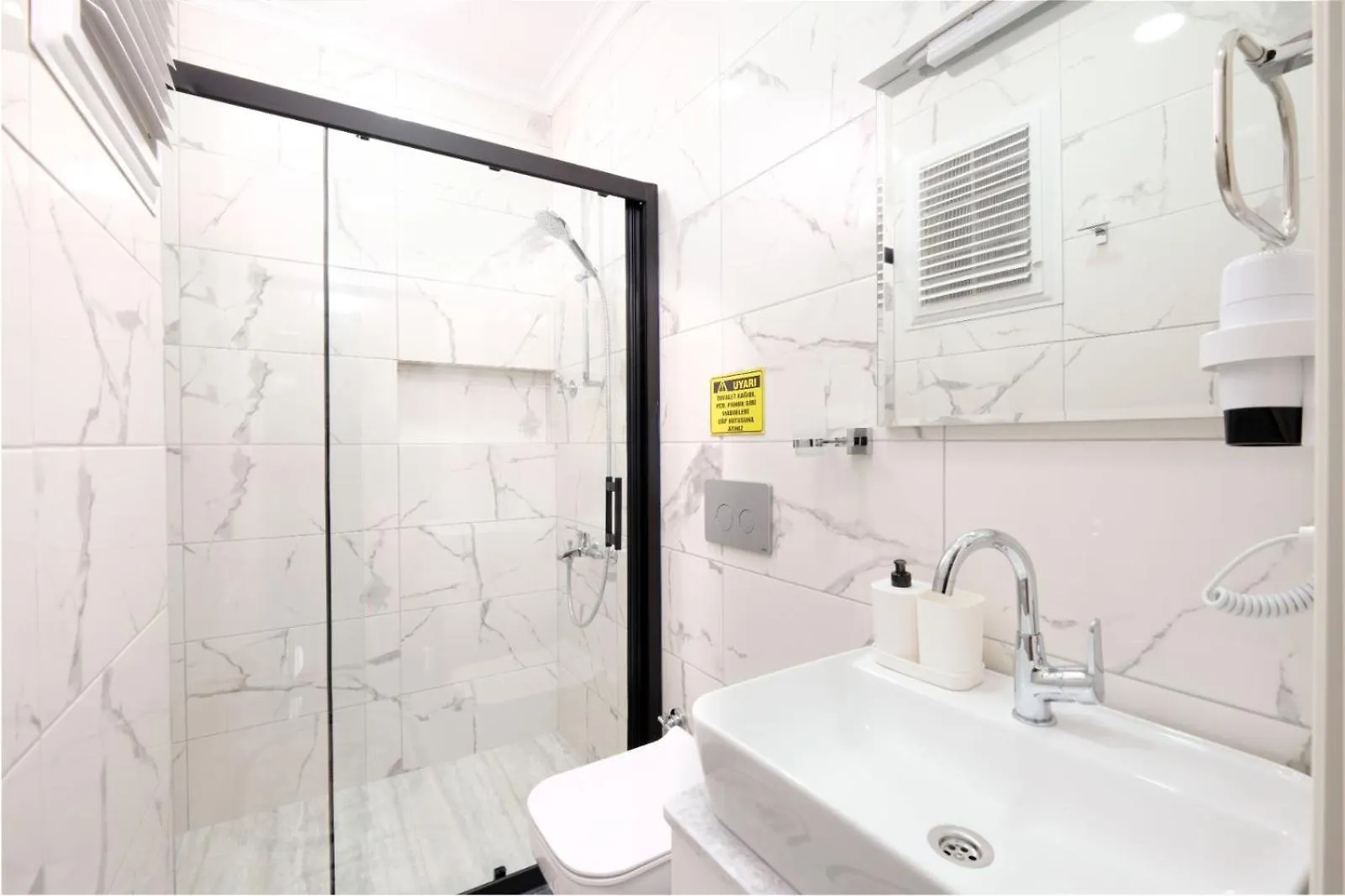 Aparthotel Roombnb Suit Fethiye